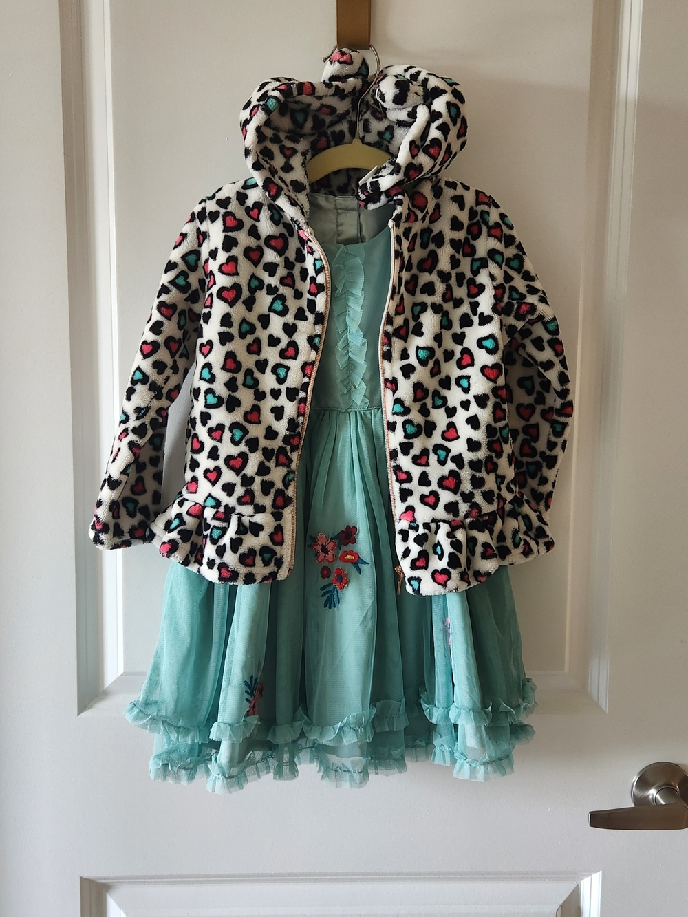 CURATED GIRLS 3T OUTFIT | H&M + PENELOPE MACK